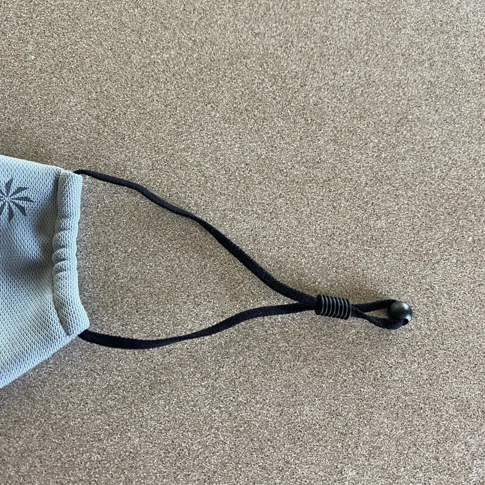 Athleta Fabric Face Mask - Light Gray